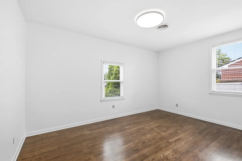 547 Harding Place Nashville TN 37211