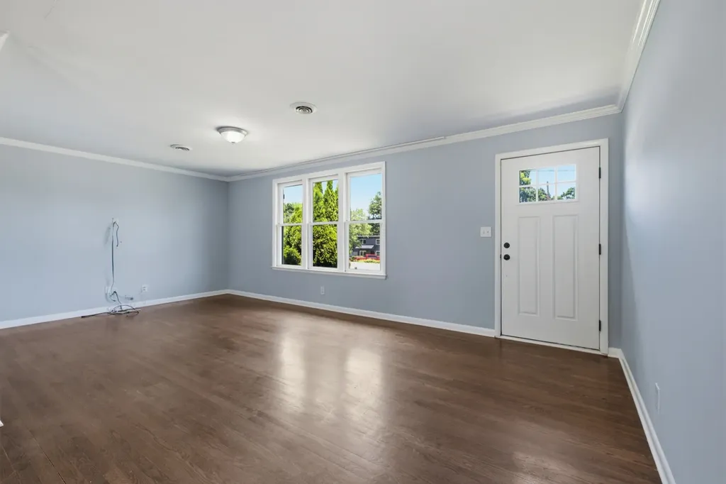547 Harding Place Nashville TN 37211