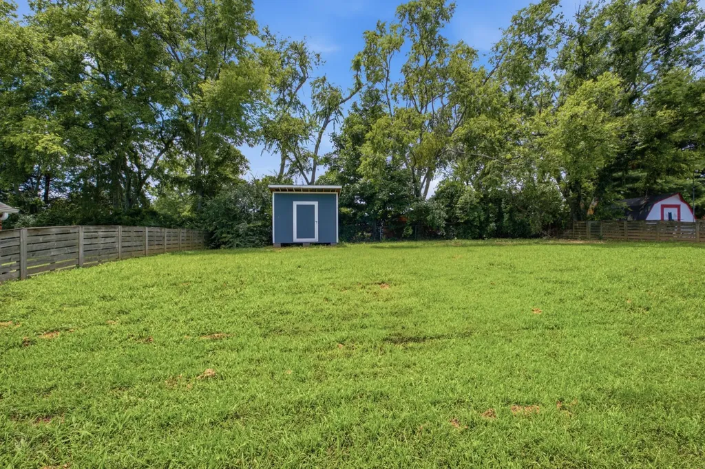 547 Harding Place Nashville TN 37211
