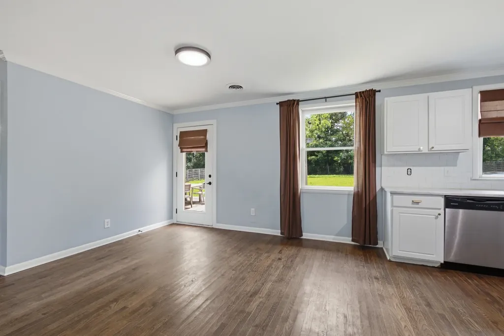 547 Harding Place Nashville TN 37211