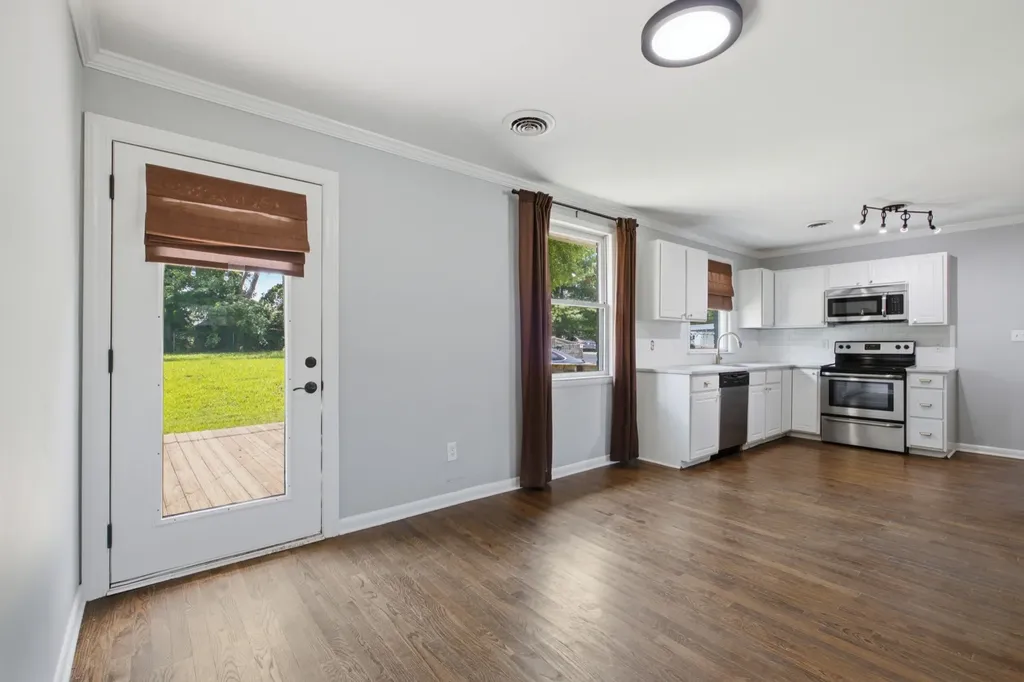 547 Harding Place Nashville TN 37211
