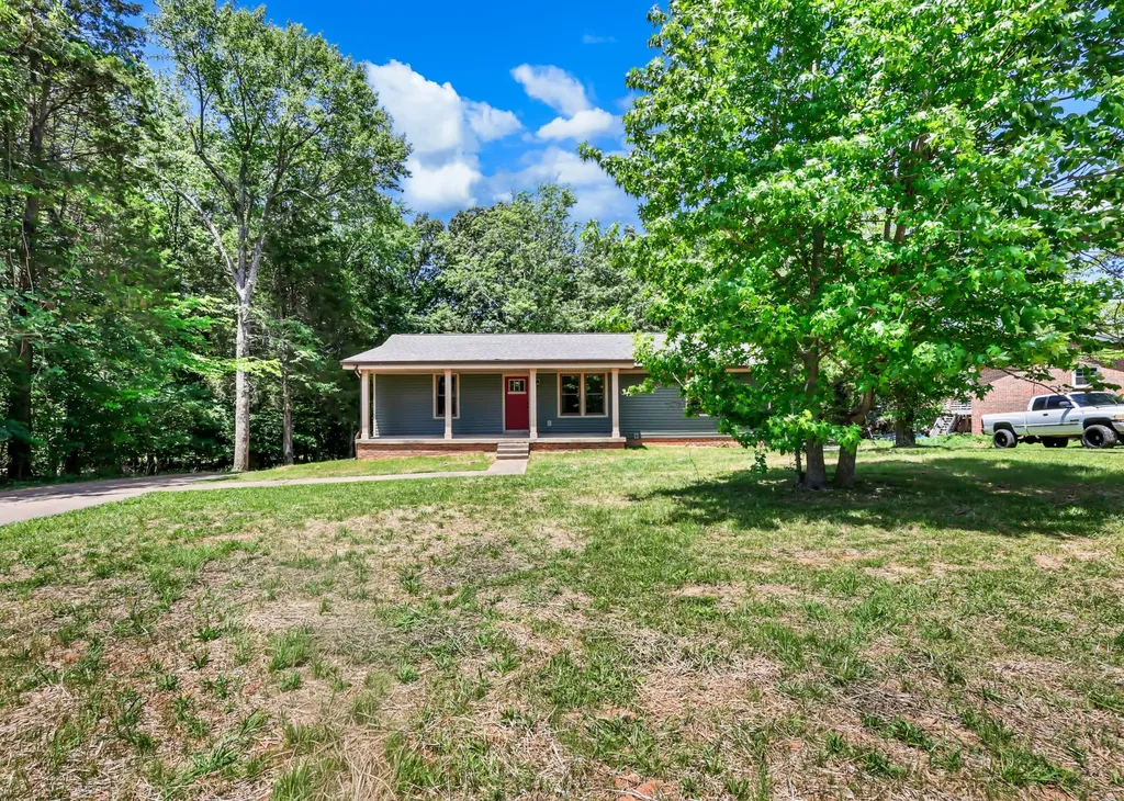 514 Lisa Court Clarksville TN 37043