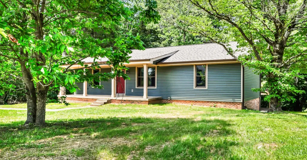 514 Lisa Court Clarksville TN 37043