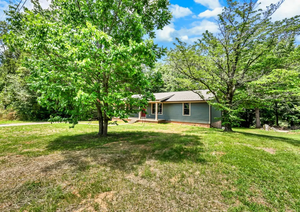 514 Lisa Court Clarksville TN 37043