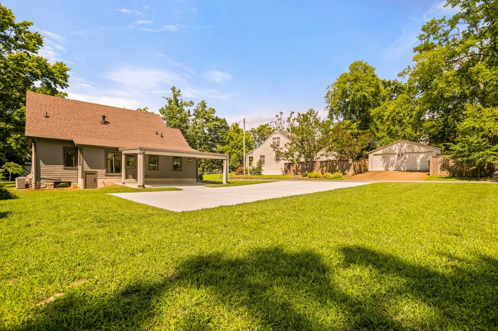 2601 Westwood Avenue Nashville TN 37212
