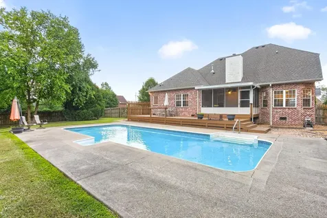756 Starpoint Drive Gallatin TN 37066