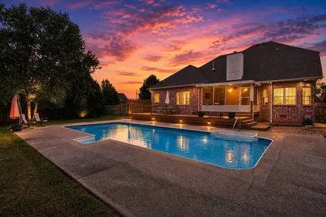 756 Starpoint Drive Gallatin TN 37066