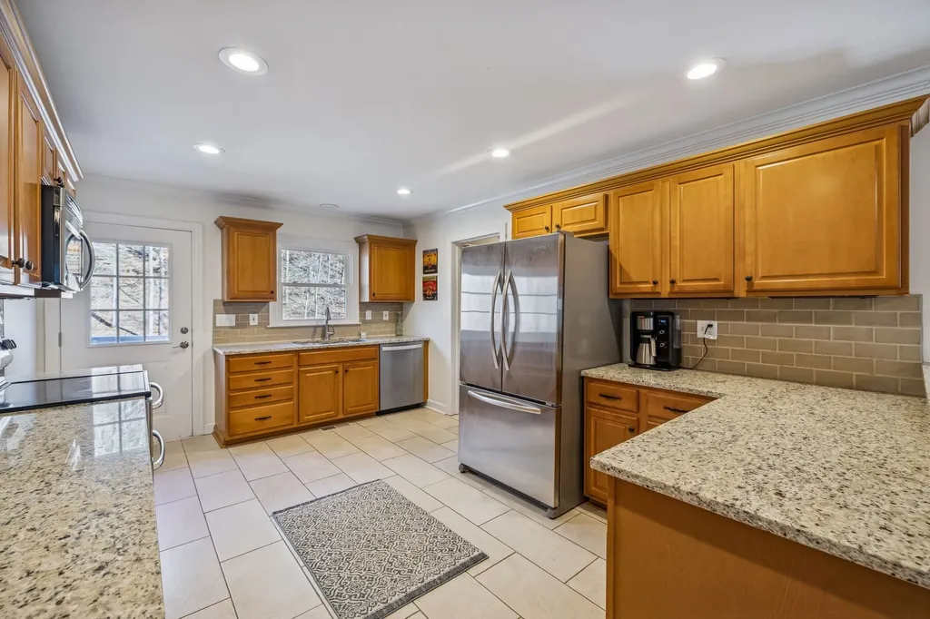 1155 Deerfoot Drive Pegram TN 37143