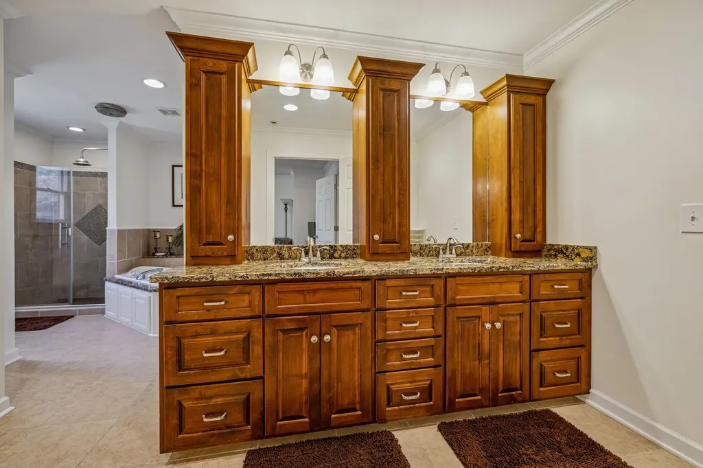 1155 Deerfoot Drive Pegram TN 37143