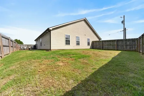 120 Bob White Trail Oak Grove KY 42262