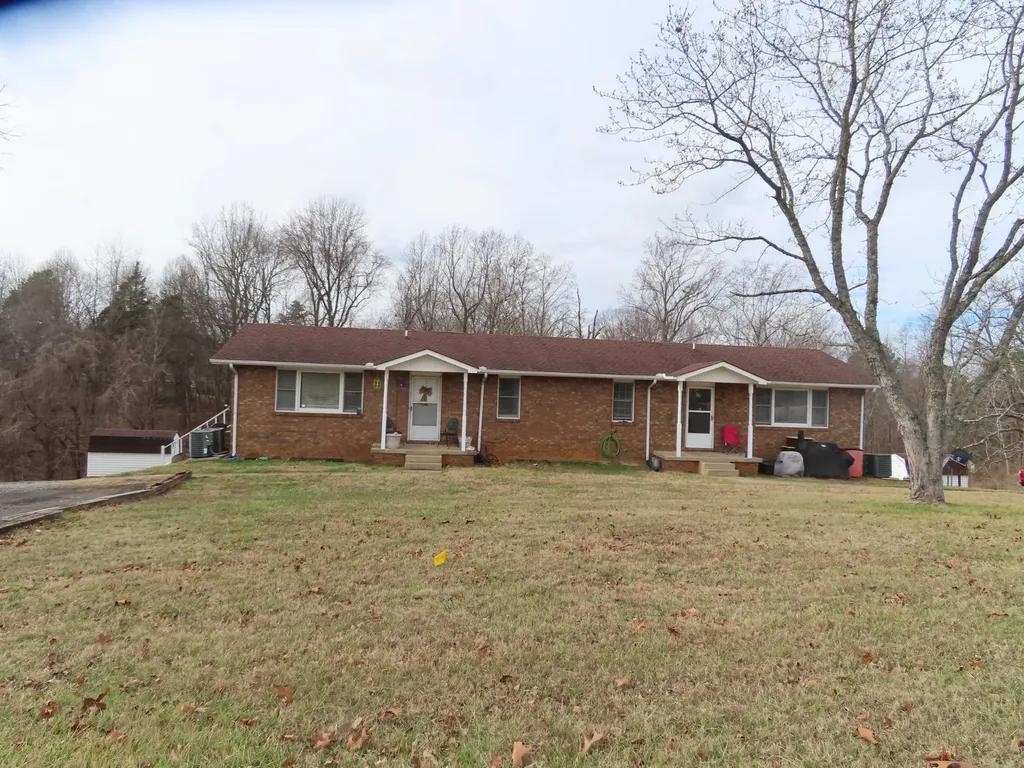 2690 Highway 48 Clarksville TN 37040