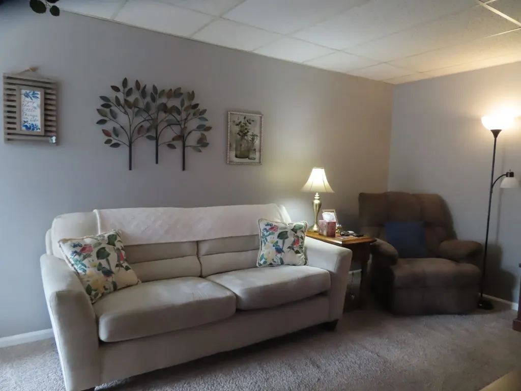 2690 Highway 48 Clarksville TN 37040