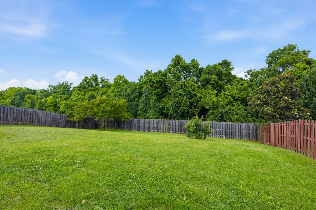 8113 Boone Trace Nashville TN 37221