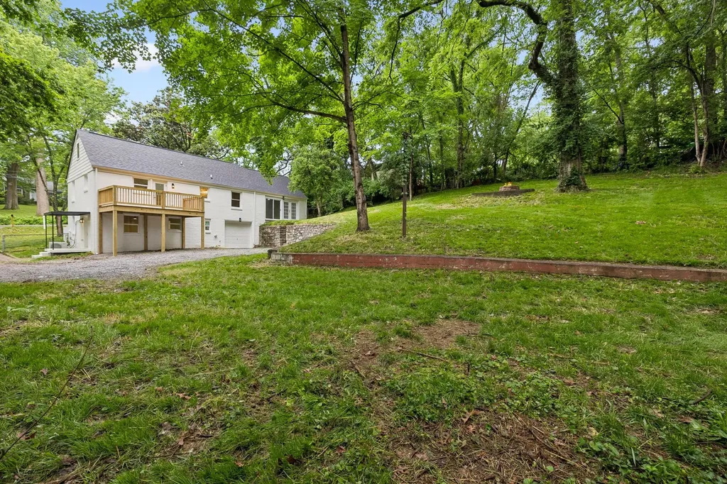 736 Carlyle Place Nashville TN 37211