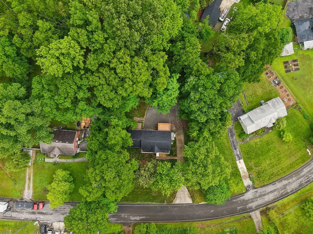 736 Carlyle Place Nashville TN 37211