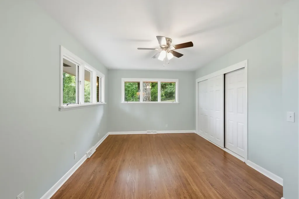 827 Redwood Drive Nashville TN 37220