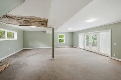 827 Redwood Drive Nashville TN 37220