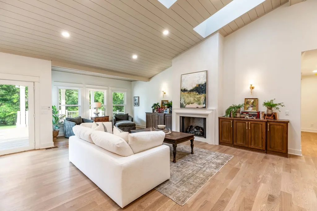 1403 Sneed Road, W Franklin TN 37069