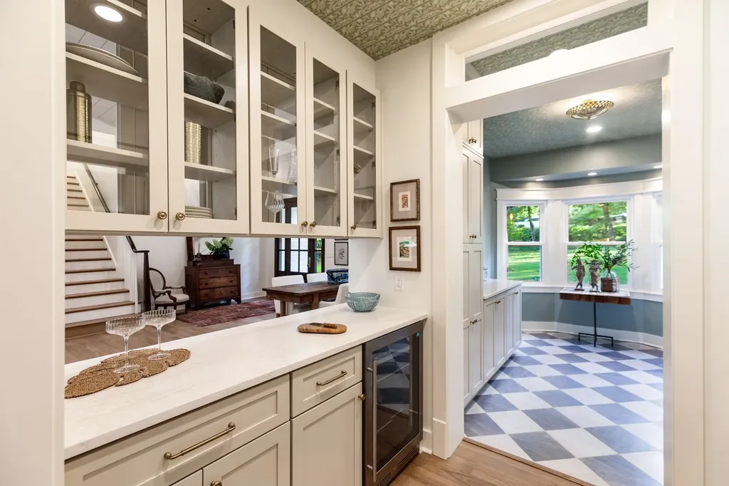 1403 Sneed Road, W Franklin TN 37069