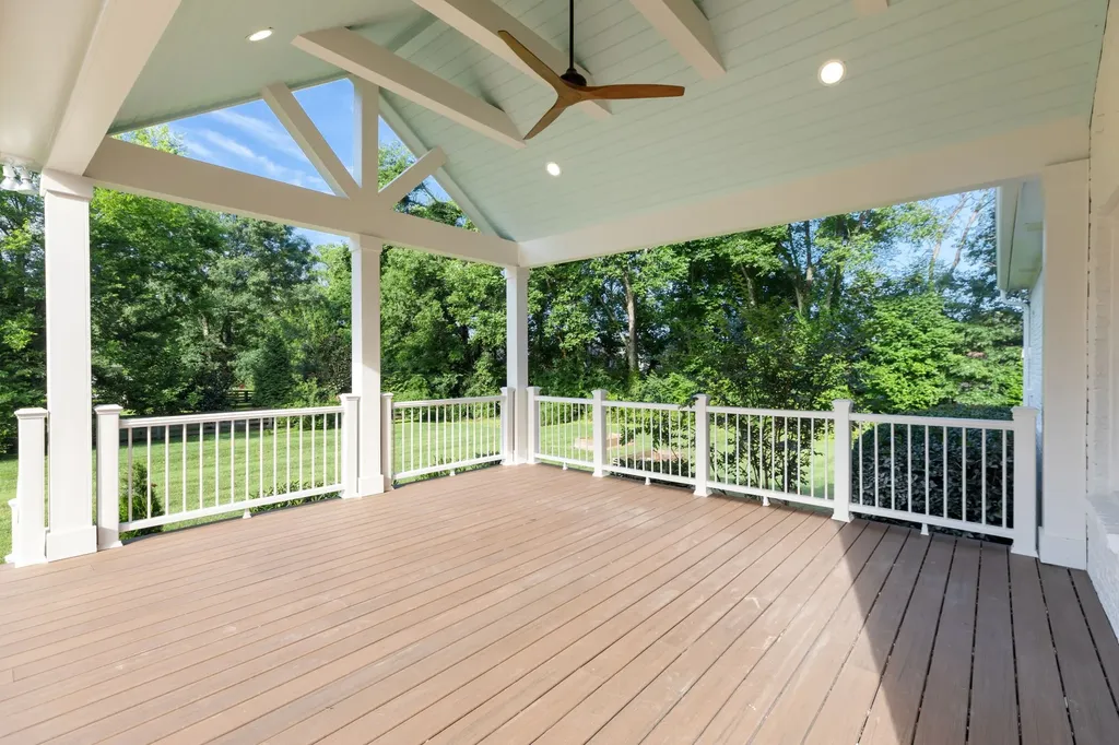 1403 Sneed Road, W Franklin TN 37069
