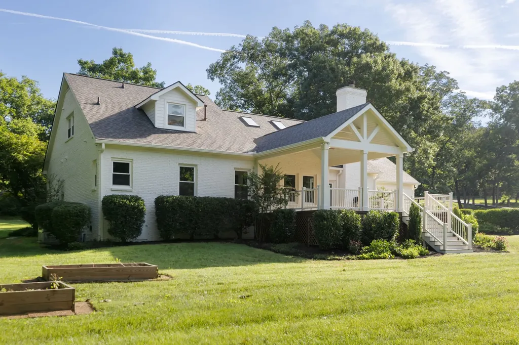 1403 Sneed Road, W Franklin TN 37069