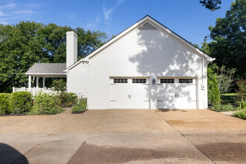 1403 Sneed Road, W Franklin TN 37069