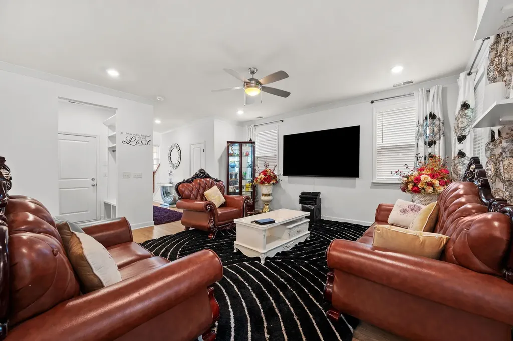 3527 Desinda Drive Murfreesboro TN 37129
