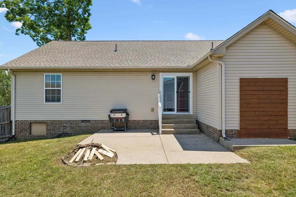 518 Polo Lane Springfield TN 37172