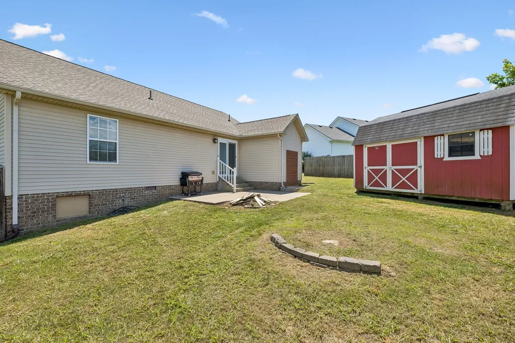 518 Polo Lane Springfield TN 37172