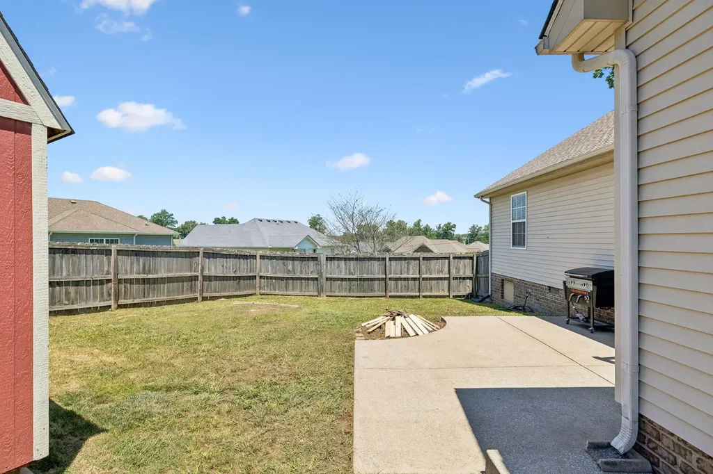 518 Polo Lane Springfield TN 37172