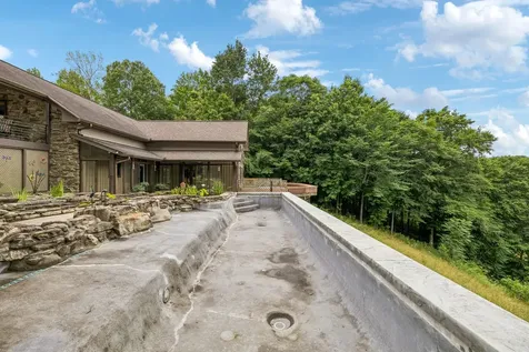 18385 Mccaleb Lane Primm Springs TN 38476