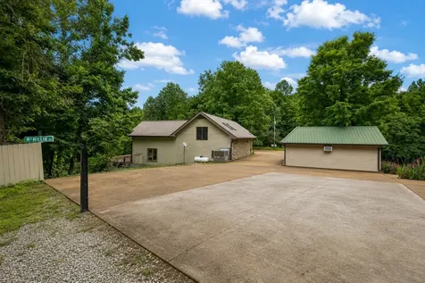 18385 Mccaleb Lane Primm Springs TN 38476