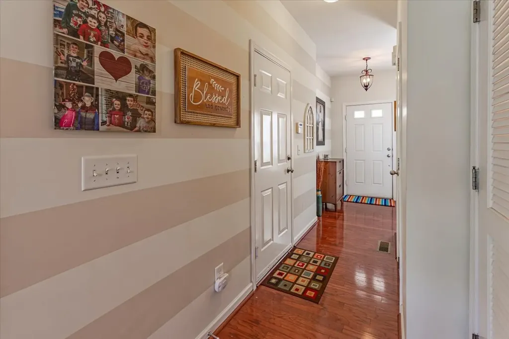 7277 Charlotte Pike Nashville TN 37209