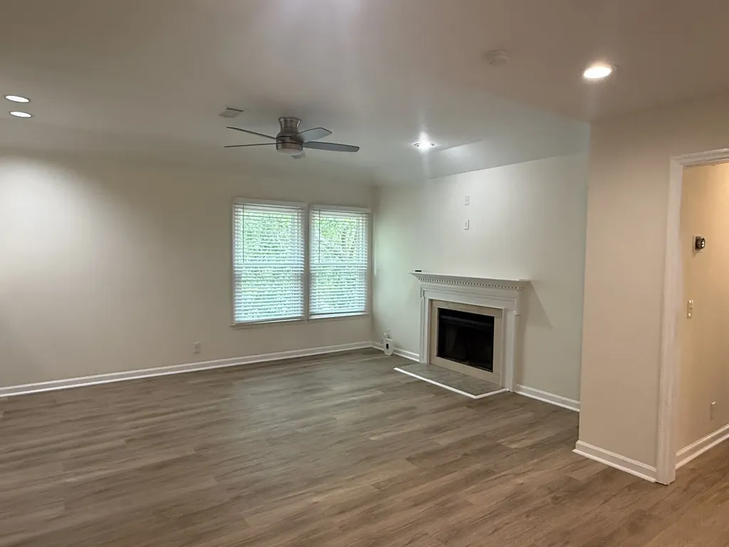2135 Acklen Avenue Nashville TN 37212