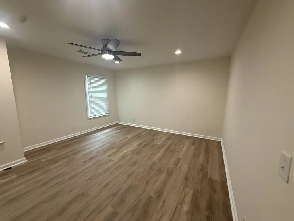 2135 Acklen Avenue Nashville TN 37212