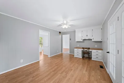615 Meadow Road Mount Pleasant TN 38474