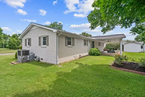 615 Meadow Road Mount Pleasant TN 38474