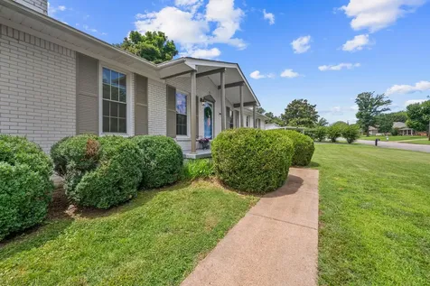 615 Meadow Road Mount Pleasant TN 38474