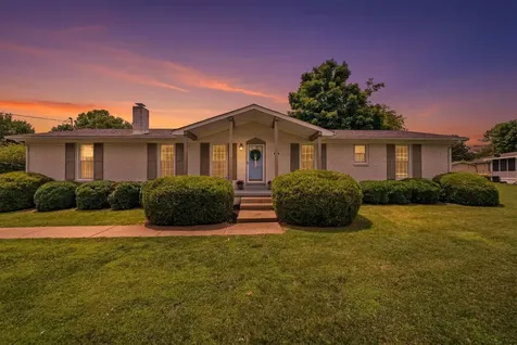 615 Meadow Road Mount Pleasant TN 38474