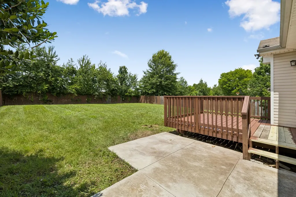 3177 Brook Hill Drive Clarksville TN 37042