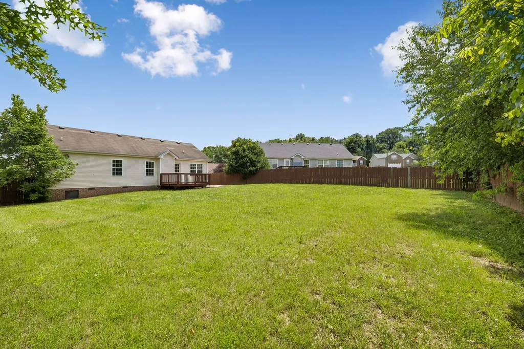 3177 Brook Hill Drive Clarksville TN 37042