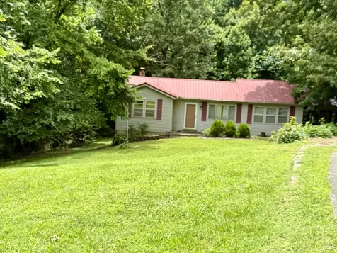 2115 Spring Hill Road Paris TN 38242