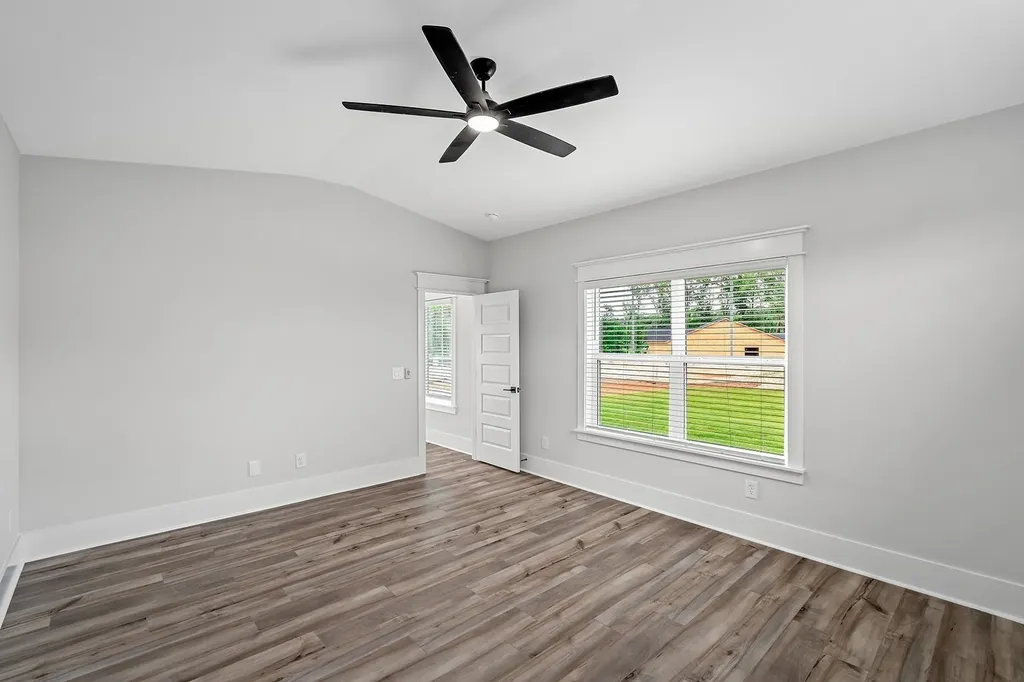 608 Silver Trace White House TN 37188