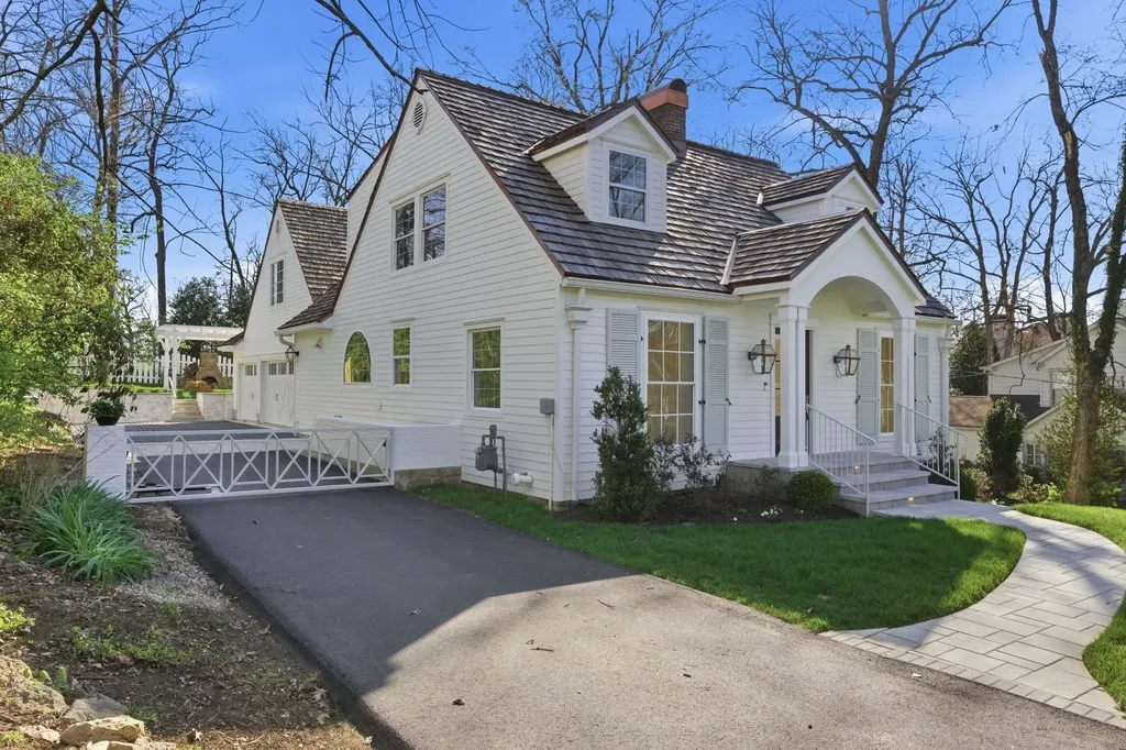 4401 Iroquois Avenue Nashville TN 37205