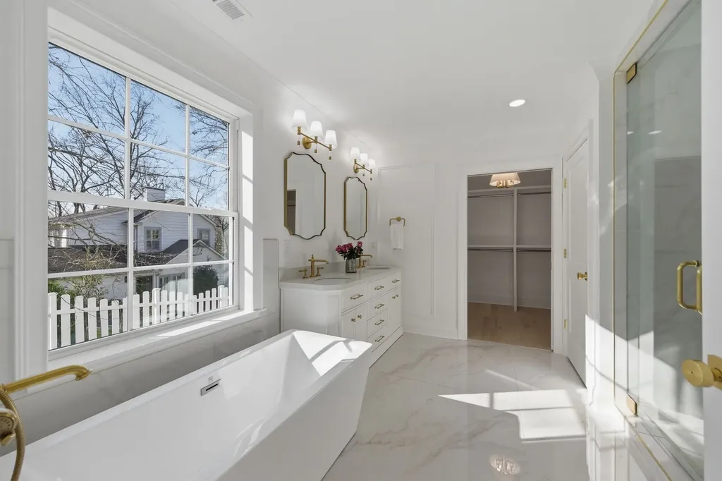 4401 Iroquois Avenue Nashville TN 37205