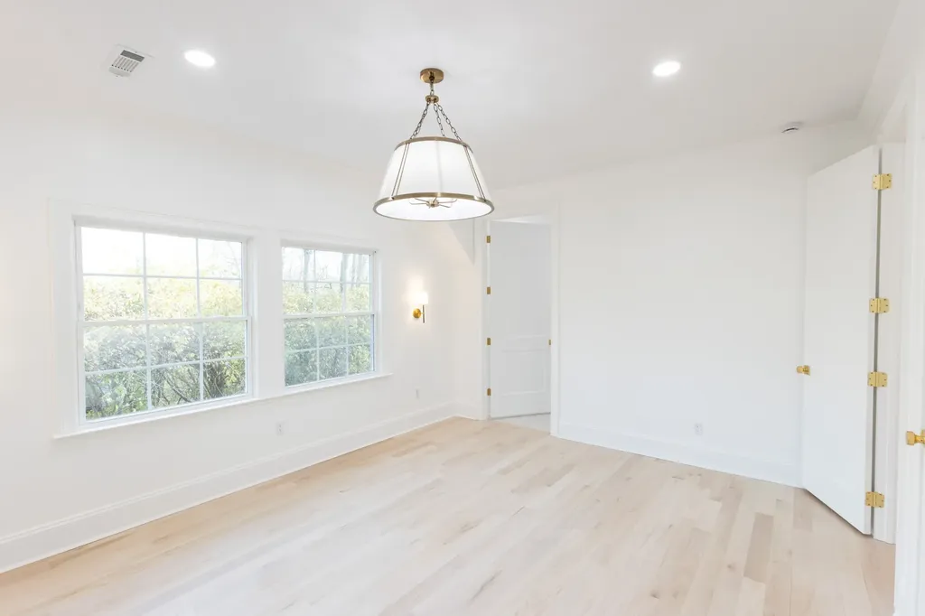 4401 Iroquois Avenue Nashville TN 37205