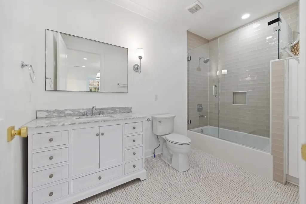 4401 Iroquois Avenue Nashville TN 37205