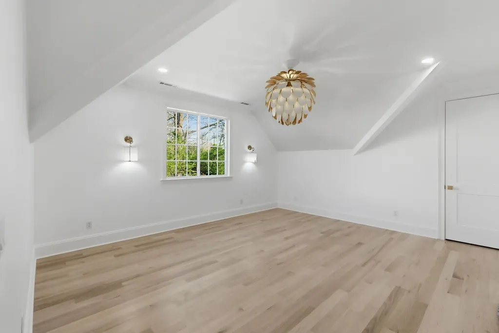 4401 Iroquois Avenue Nashville TN 37205
