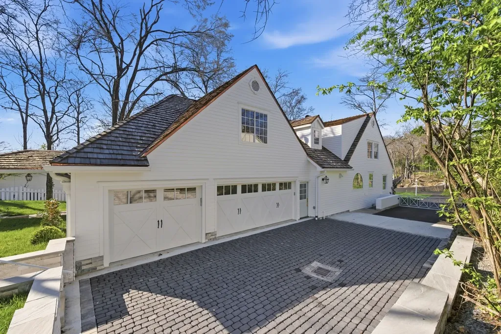 4401 Iroquois Avenue Nashville TN 37205