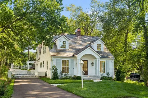4401 Iroquois Avenue Nashville TN 37205